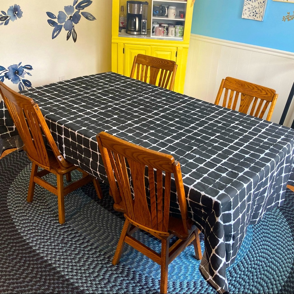 102” x 60” fabric table cloth